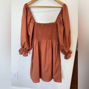 Puffed sleeves ,mid length beautiful dress